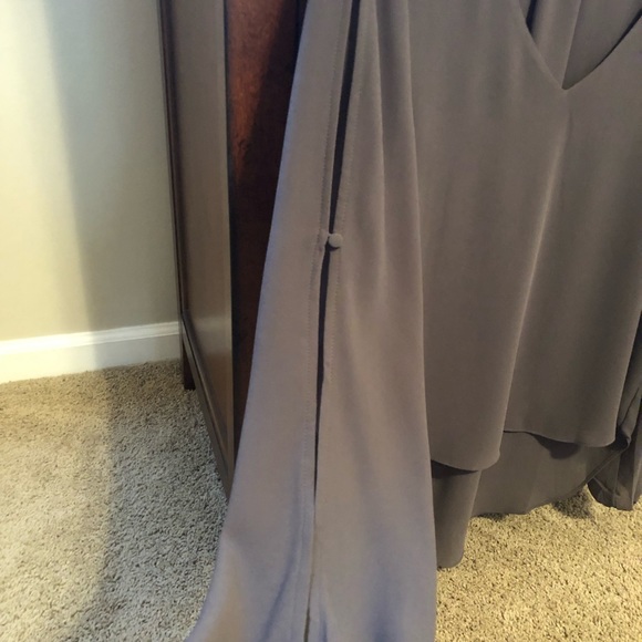 Fab’rik high/low hem blouse w/ peek a boo sleeves - Picture 3 of 6